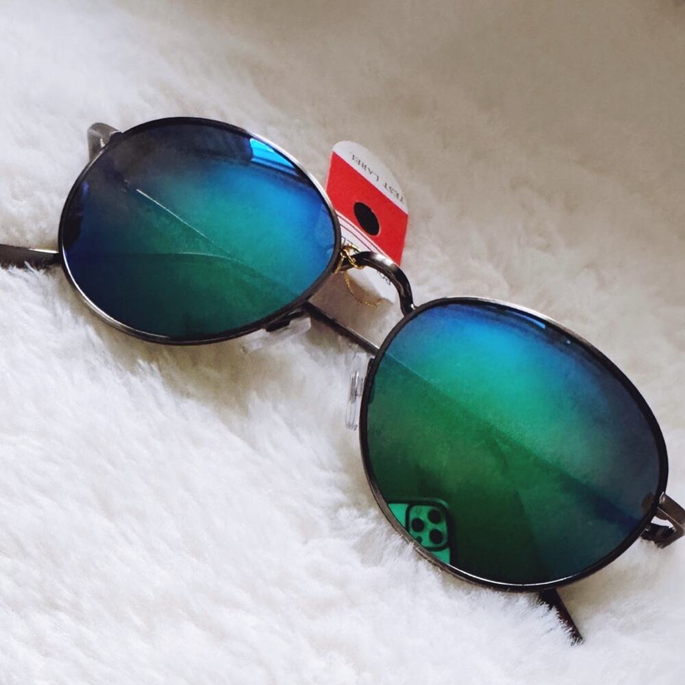 Brielle Bright Green Polarized Mirrored Sunglasses